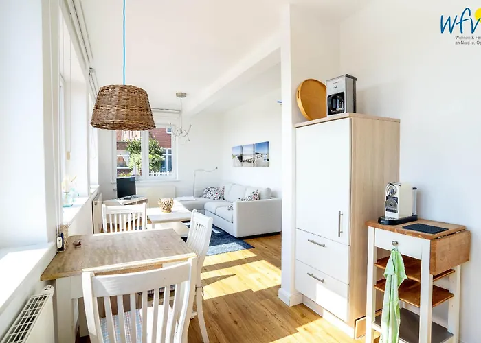 Haus Suederoog Voerdoer 于斯德